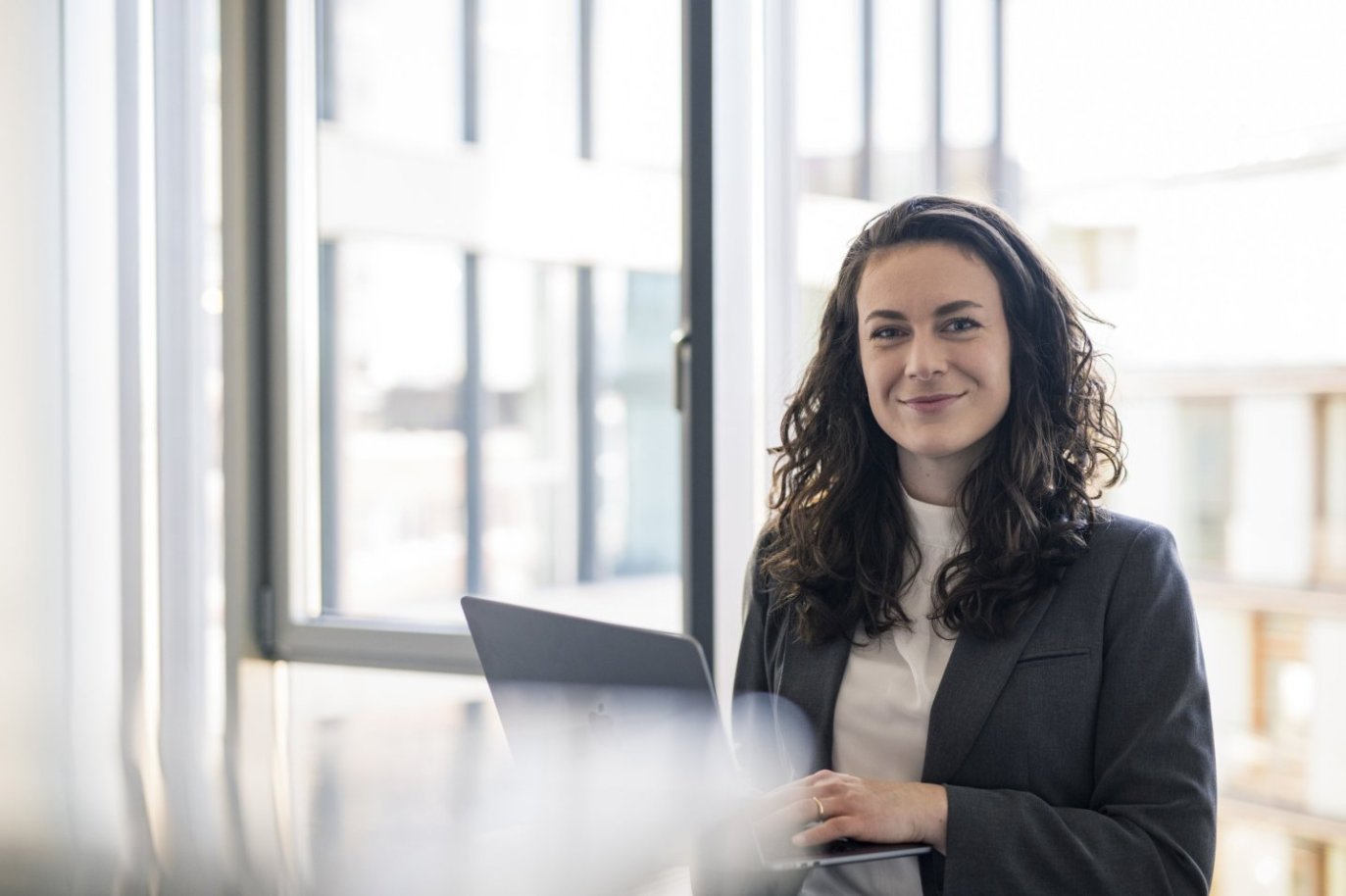 artikel 8a vo (eu) 833/2014: „best-efforts-pflicht“ und ihre praktischen folgen für unternehmen. Johanna Dobert, Foto: Jan Northoff